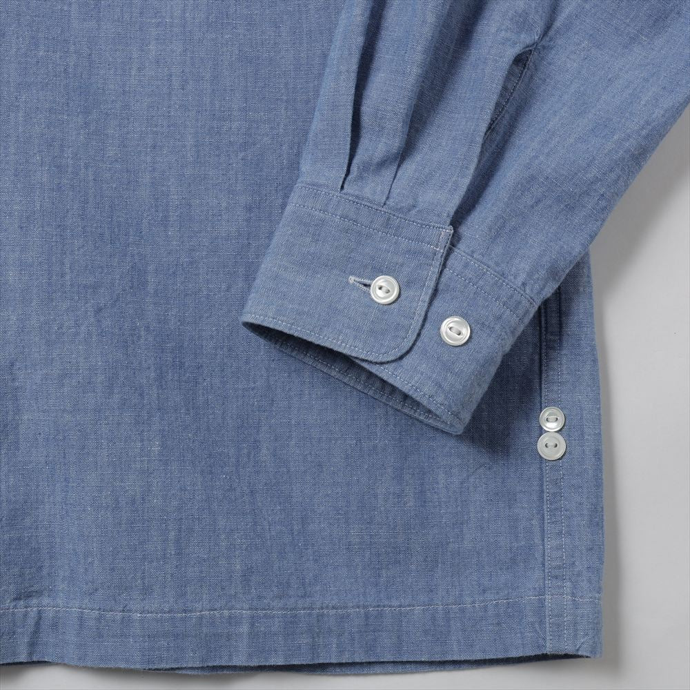 Unlikely Open Collar Work Chambray with Flower – unexpected store