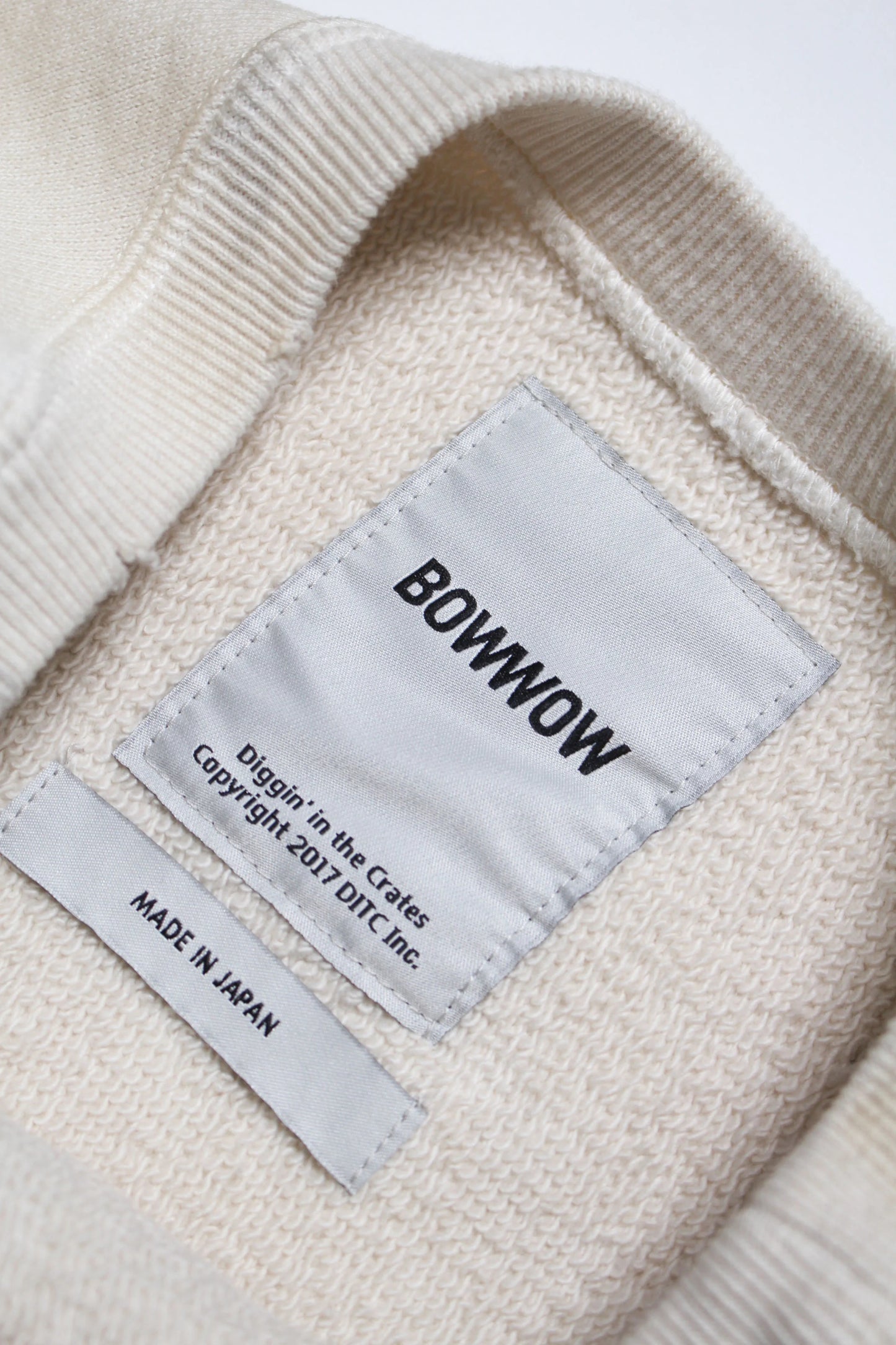 BOW WOW UNIV. MACLAREN LETTERING SWEATSHIRT AGED