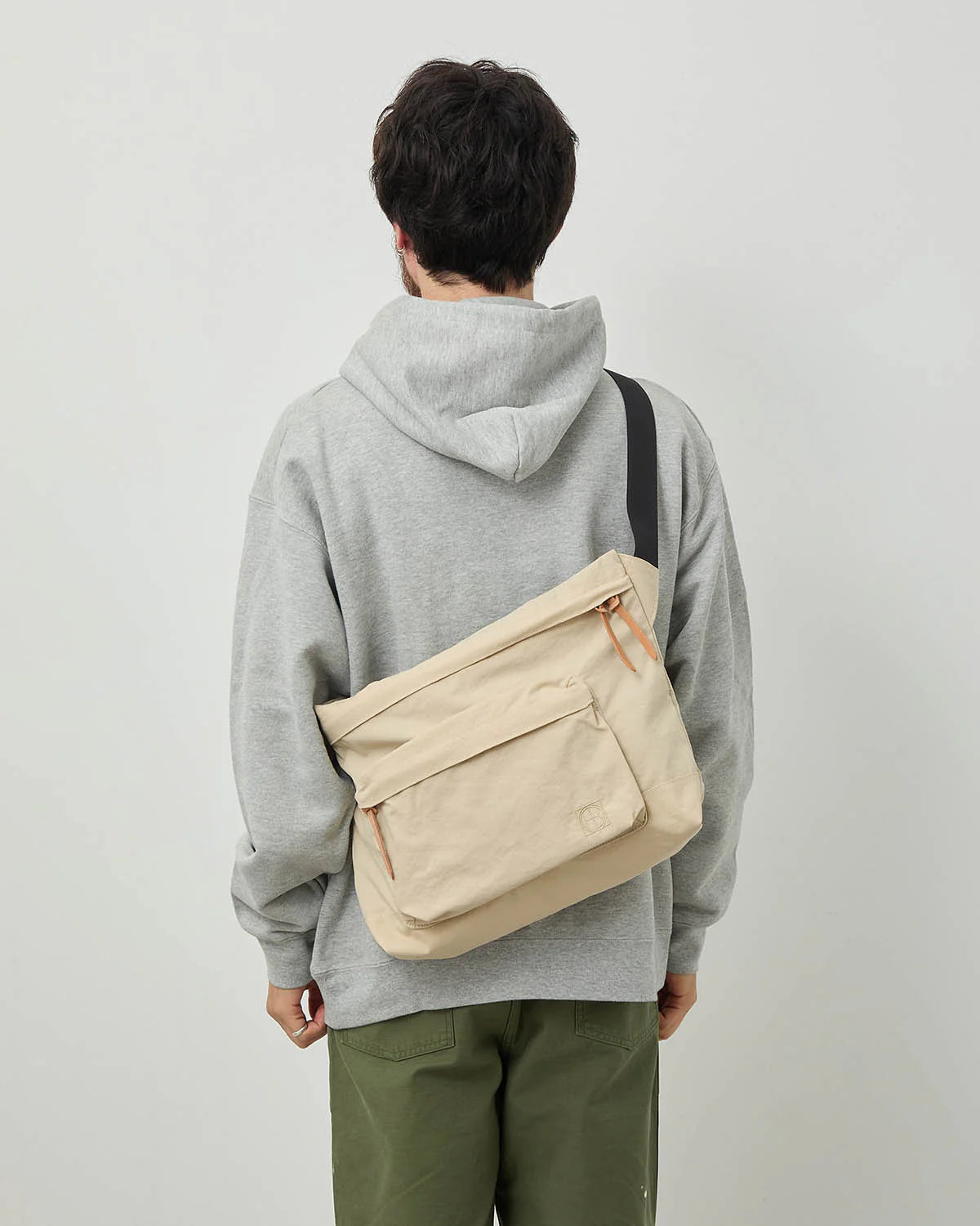hobo SHOULDER BAG NYLON OXFORD ONIBEGIE® DYED