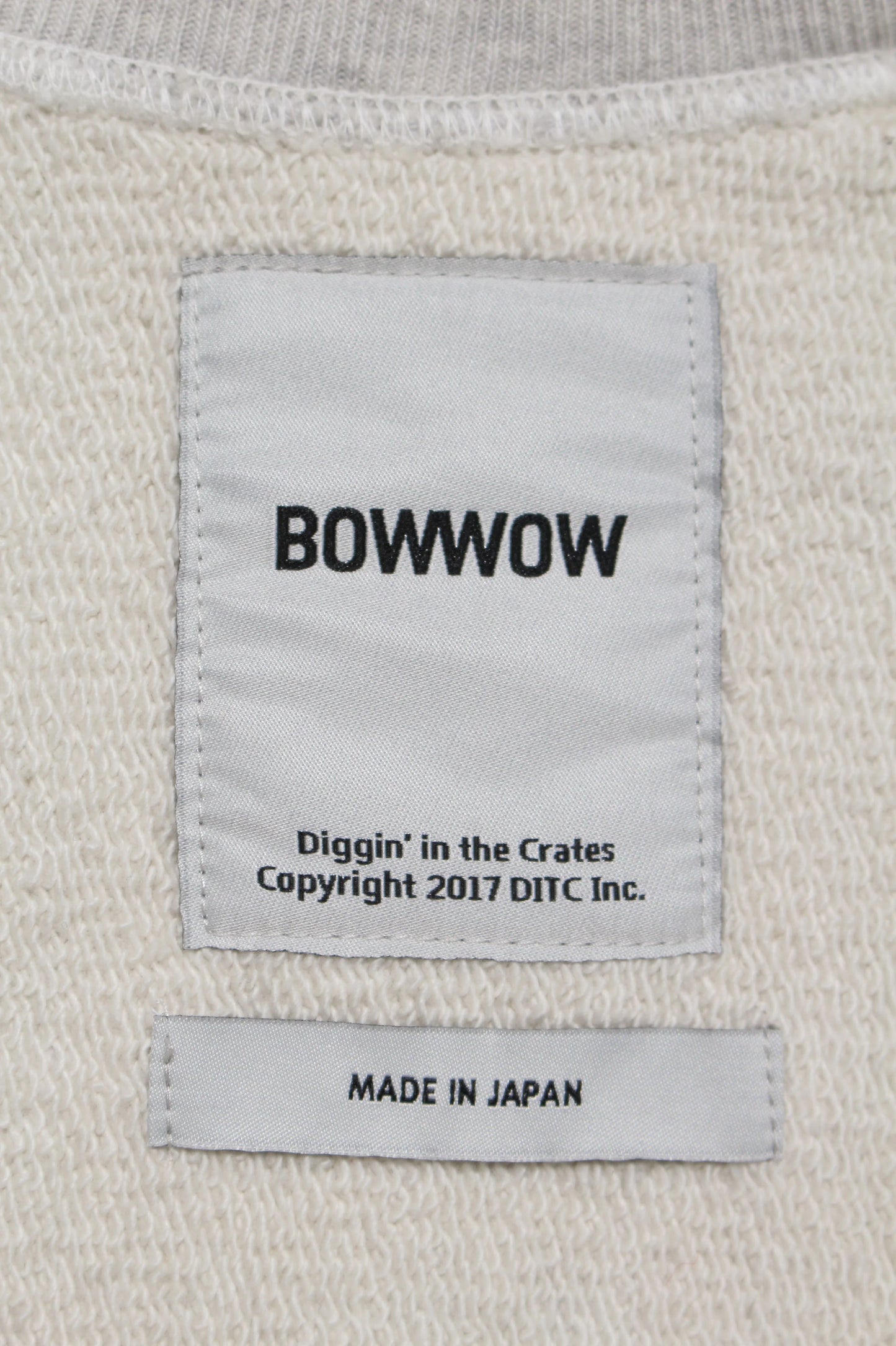 BOW WOW ST. MACLAREN UNIV. SWEATSHIRT AGED