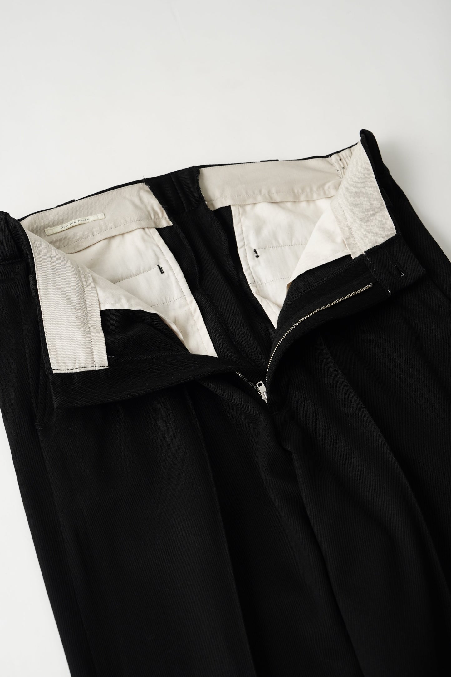 OLD JOE & CO. FRONT TUCK ARMY TROUSER