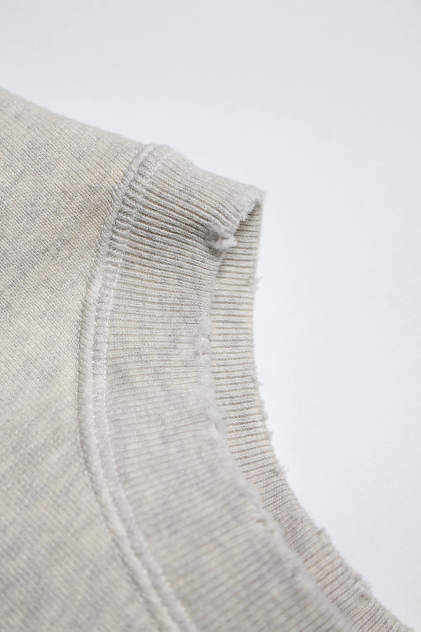 BOW WOW ST. MACLAREN UNIV. SWEATSHIRT AGED