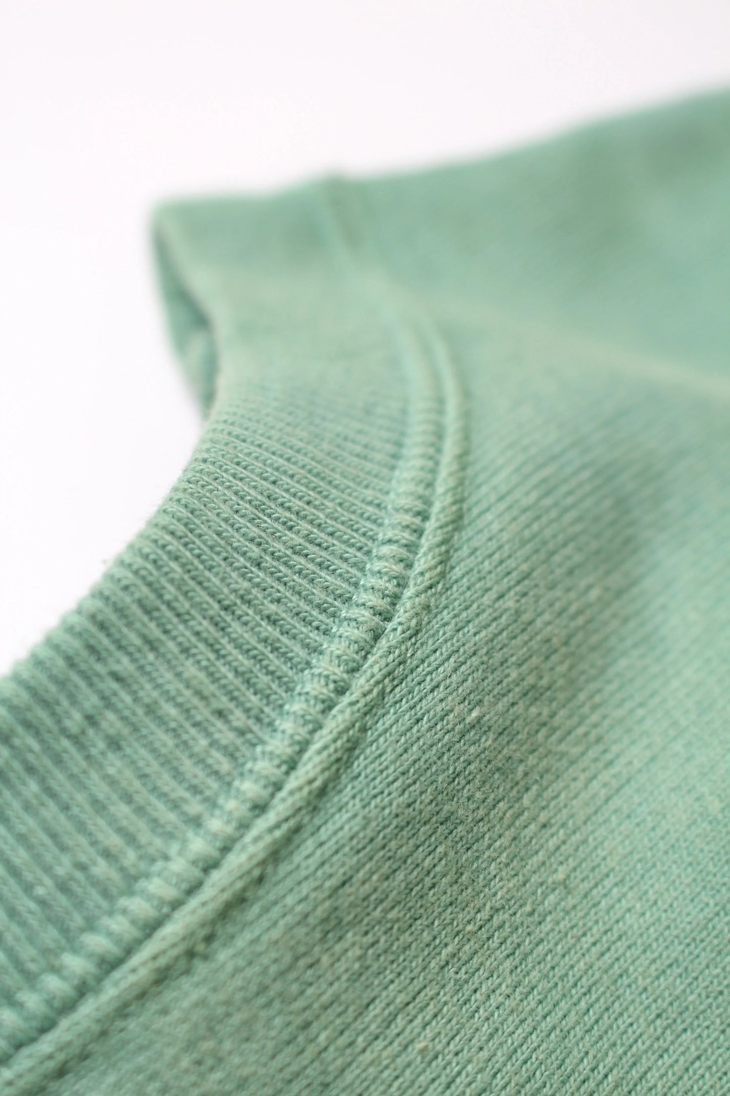 BOW WOW DISTRESSED SWEATSHIRT AGED
