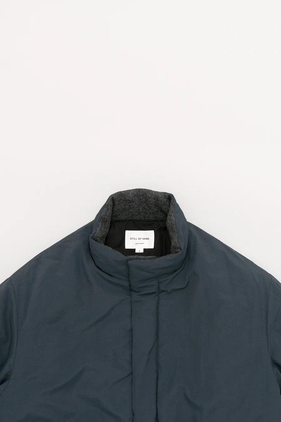 STILL BY HAND Round Puffy Blouson