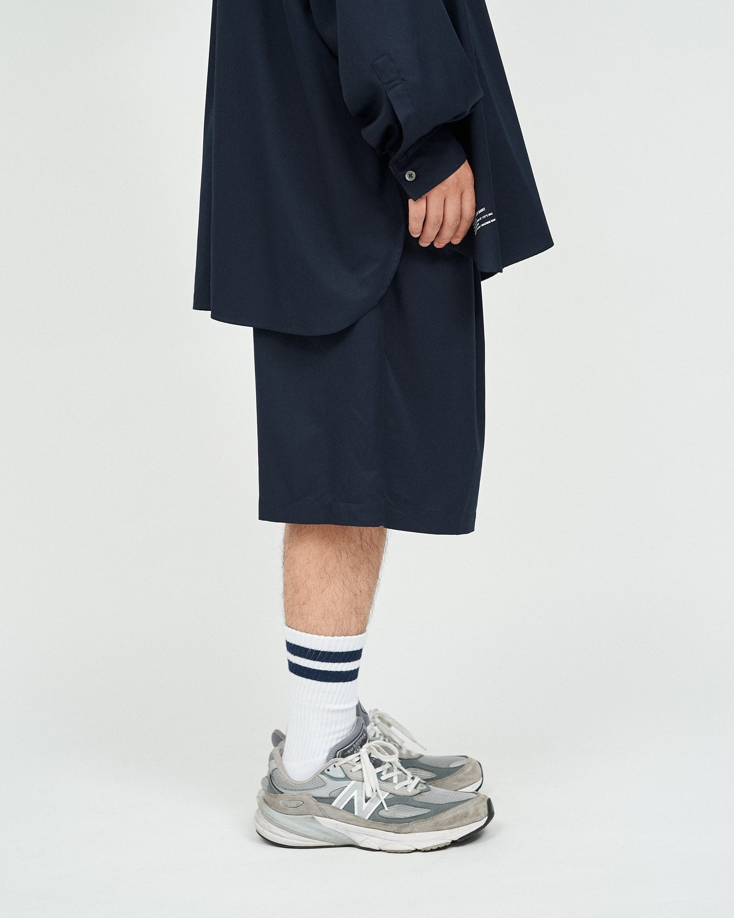 FreshService COOLFIBER TWO TUCK EASY SHORTS