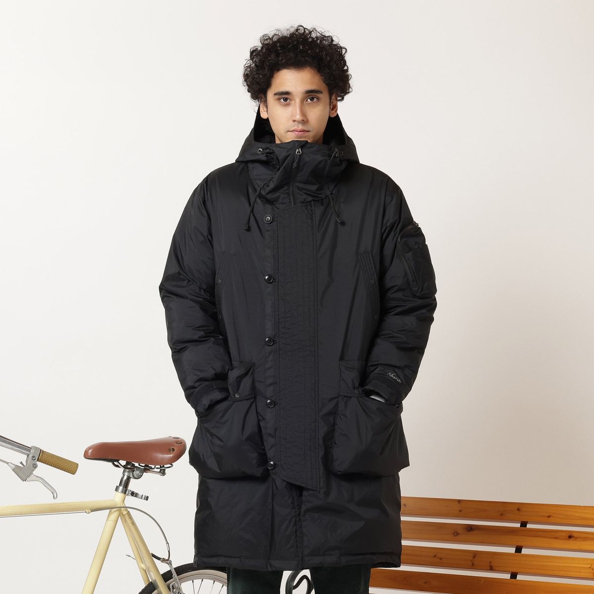 NANGA AURORA DOWN FIELD HALF COAT