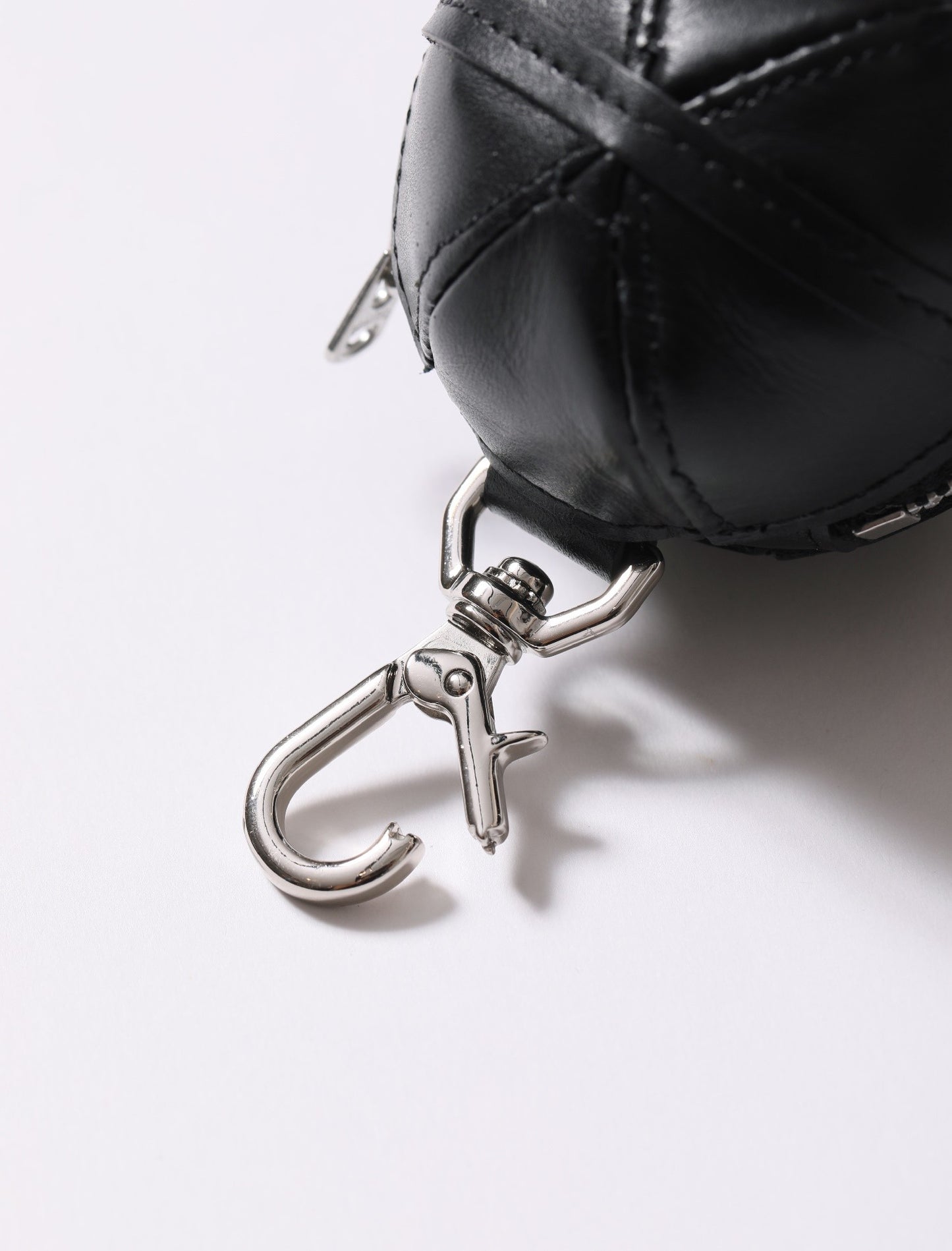 beautiful people leather ball pouch