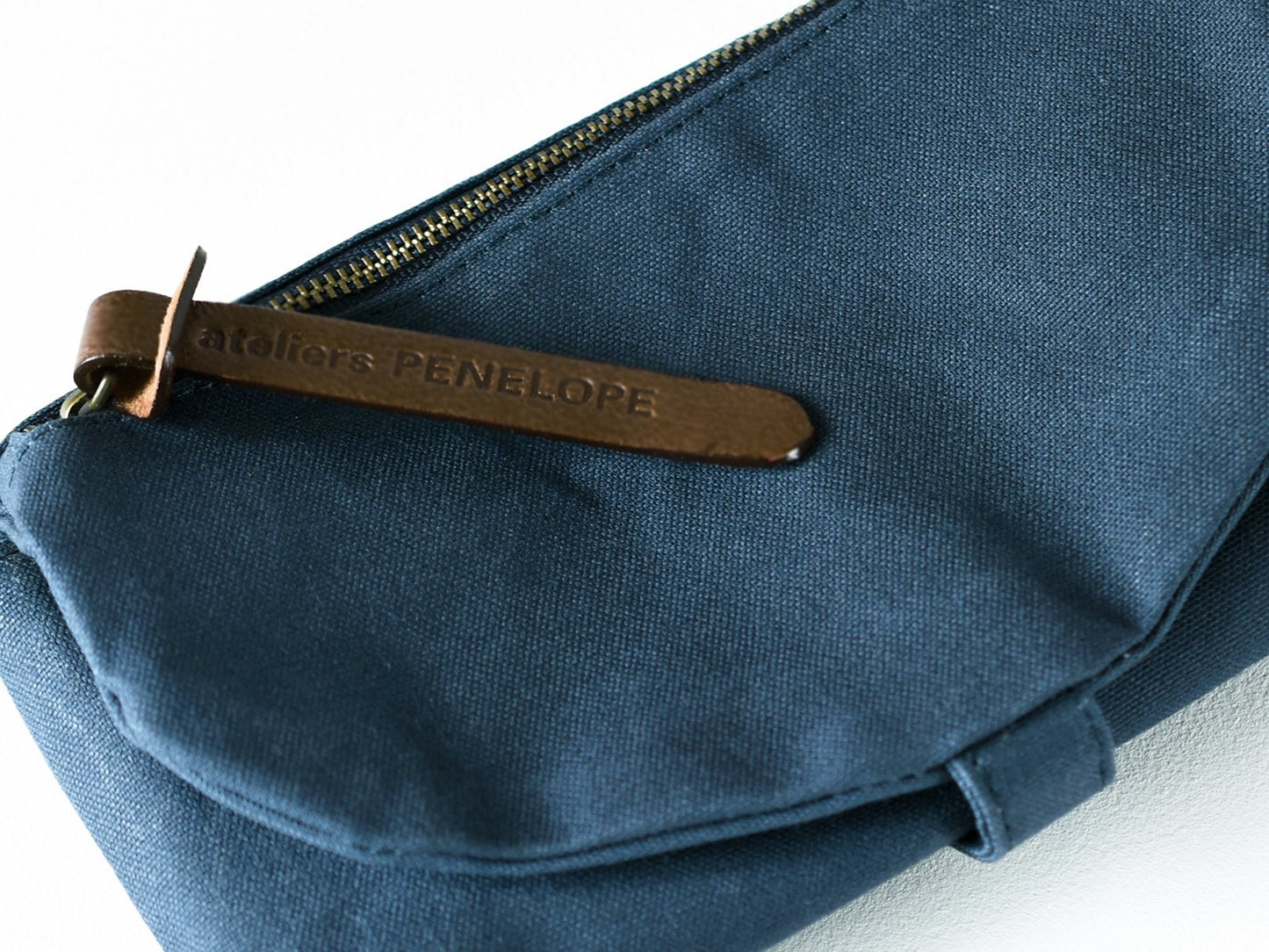 ateliers PENELOPE Cargo Pouch