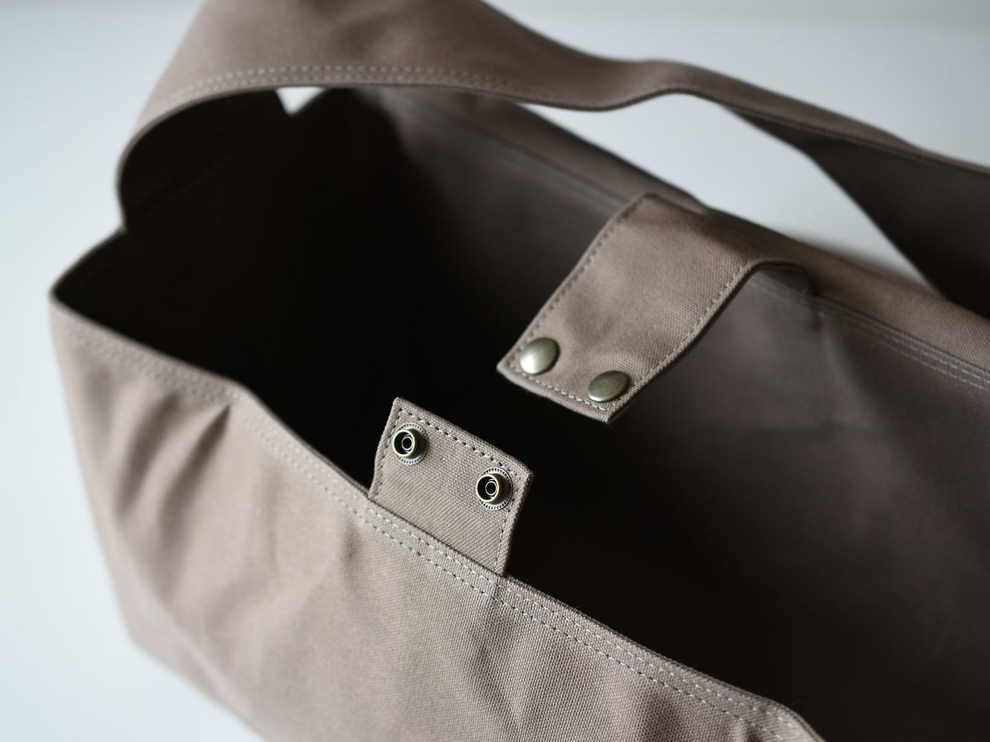 ateliers PENELOPE Delivery Bag (S)