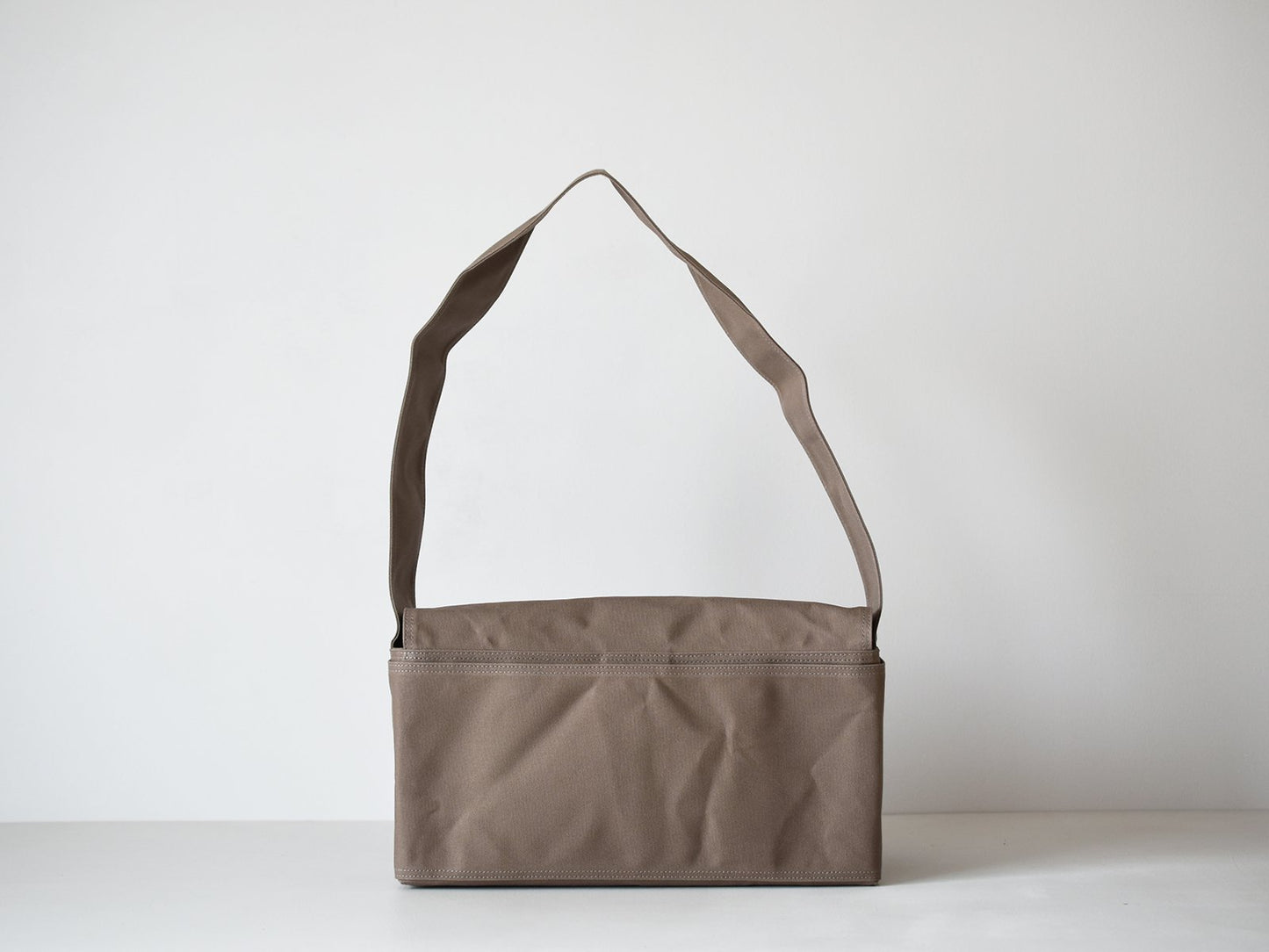 ateliers PENELOPE Delivery Bag (S)