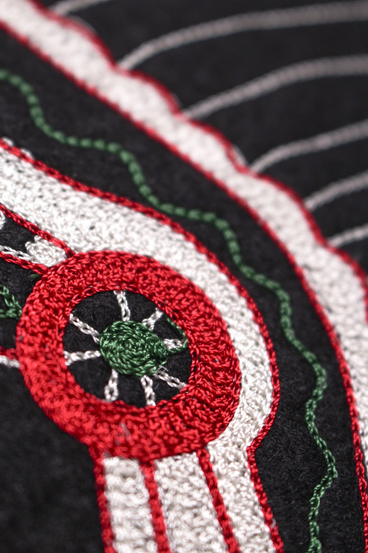 BOW WOW ST. MACLAREN UNIV. SWEATSHIRT AGED