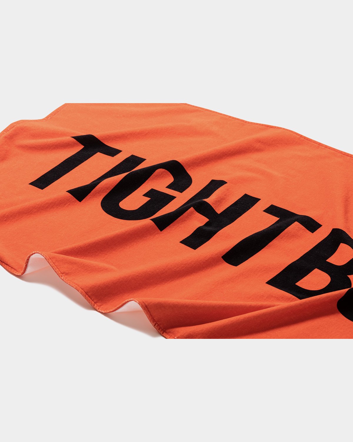 TIGHTBOOTH LOGO BEACH TOWEL – unexpected store