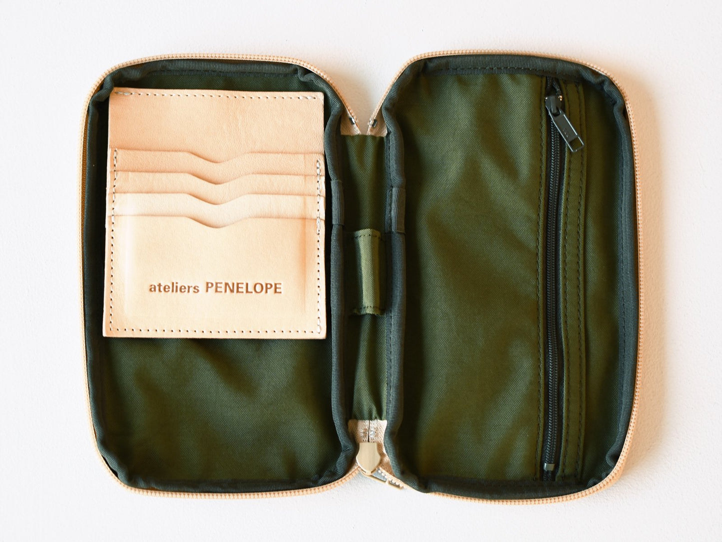 ateliers PENELOPE #9 MG Wallet