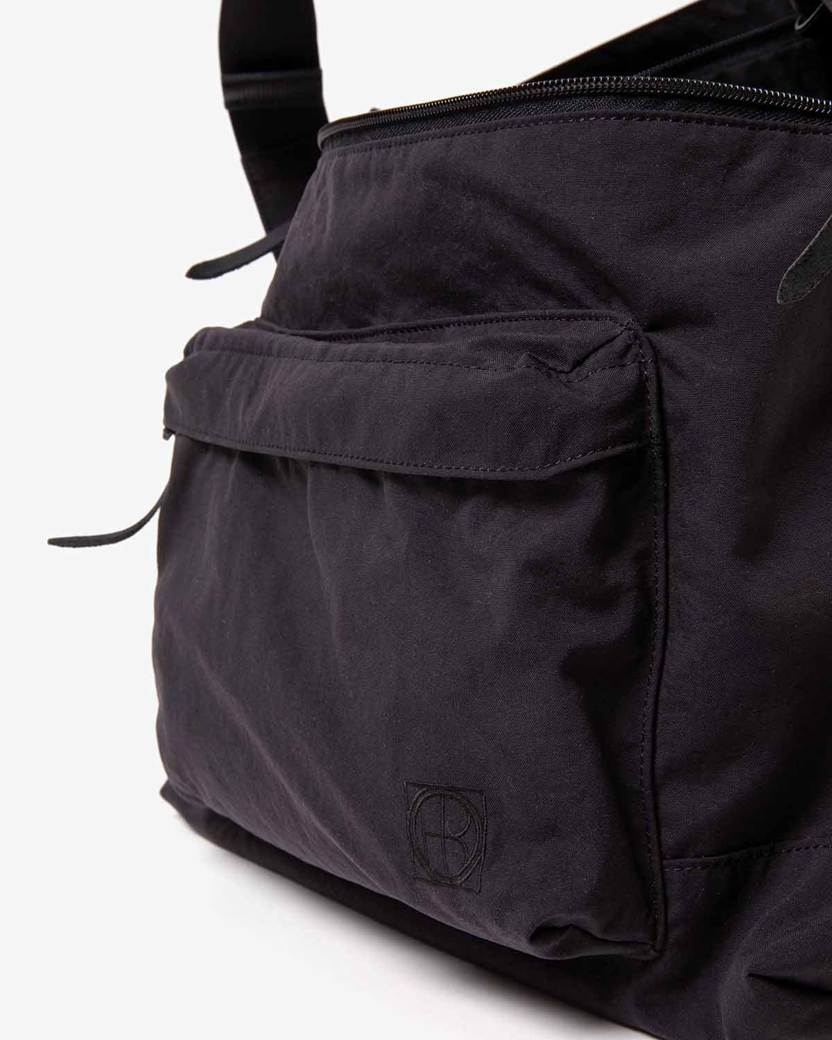 hobo SHOULDER BAG NYLON OXFORD ONIBEGIE® DYED