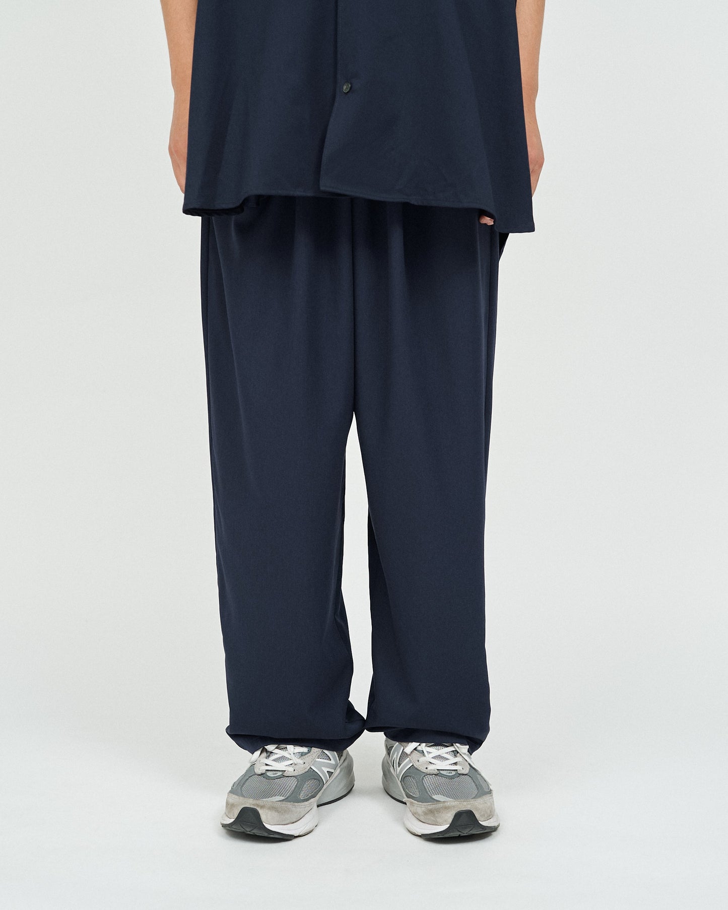 FreshService COOLFIBER TWO TUCK EASY PANTS