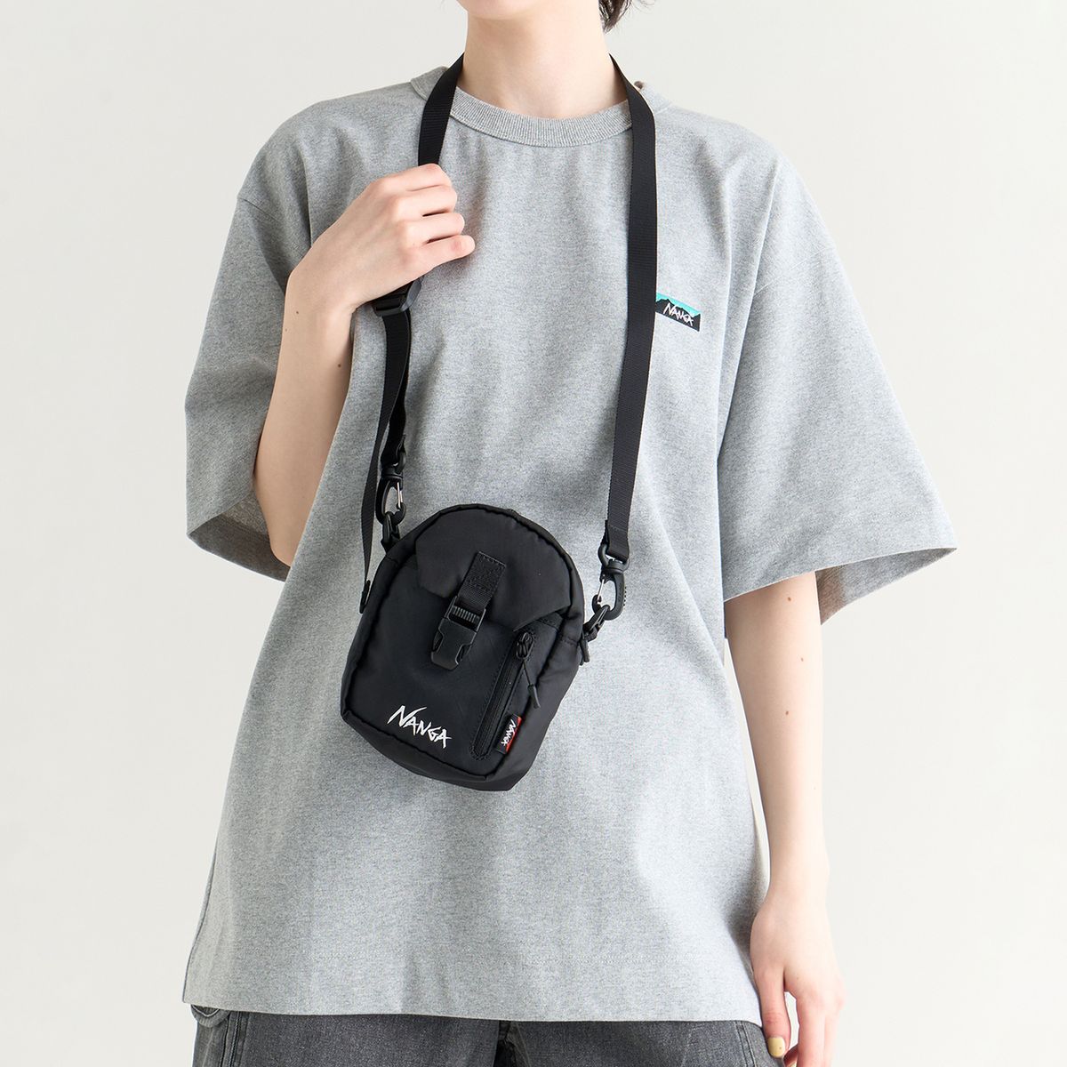 NANGA ECOPAK UR SHOULDER POUCH