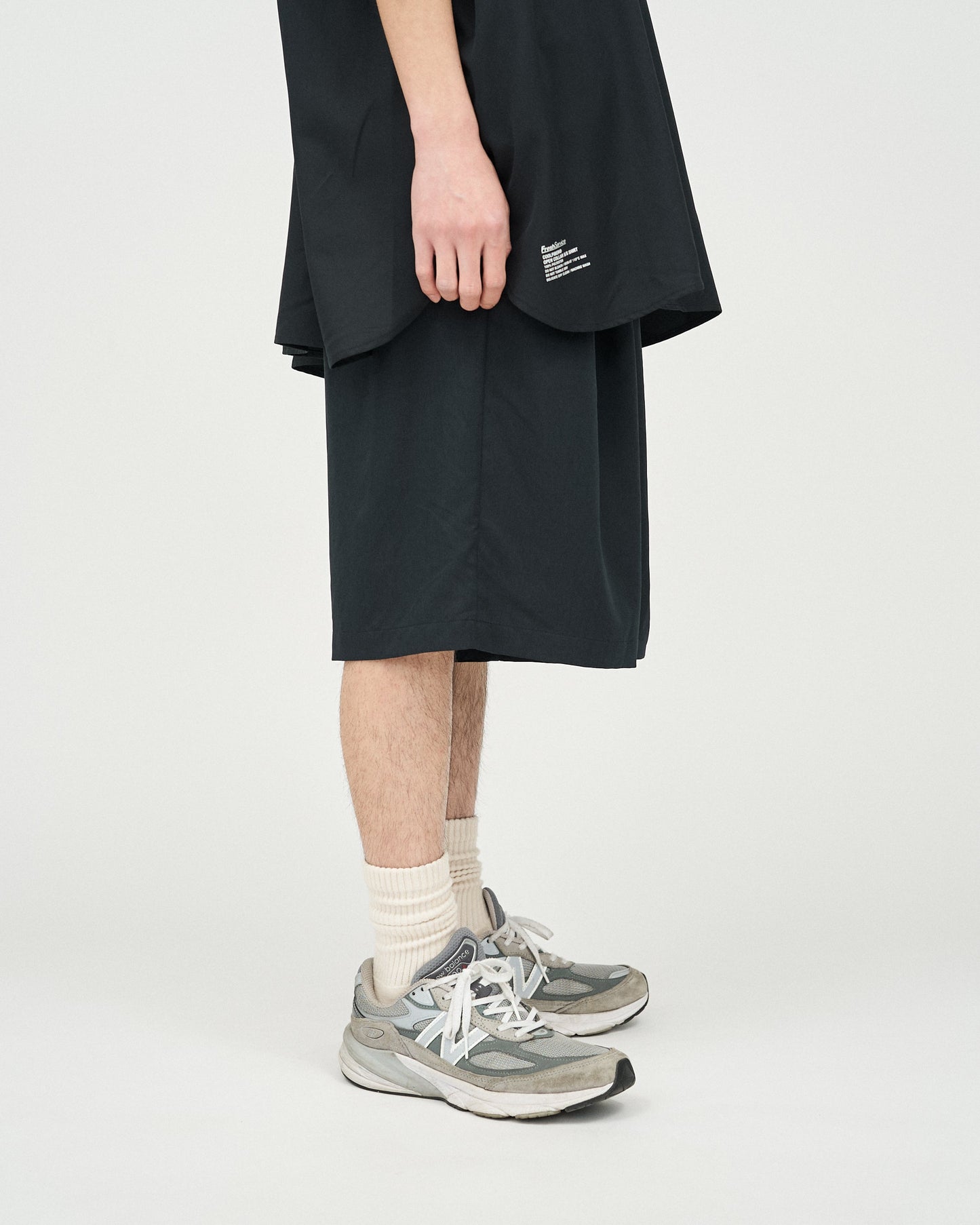 FreshService COOLFIBER TWO TUCK EASY SHORTS