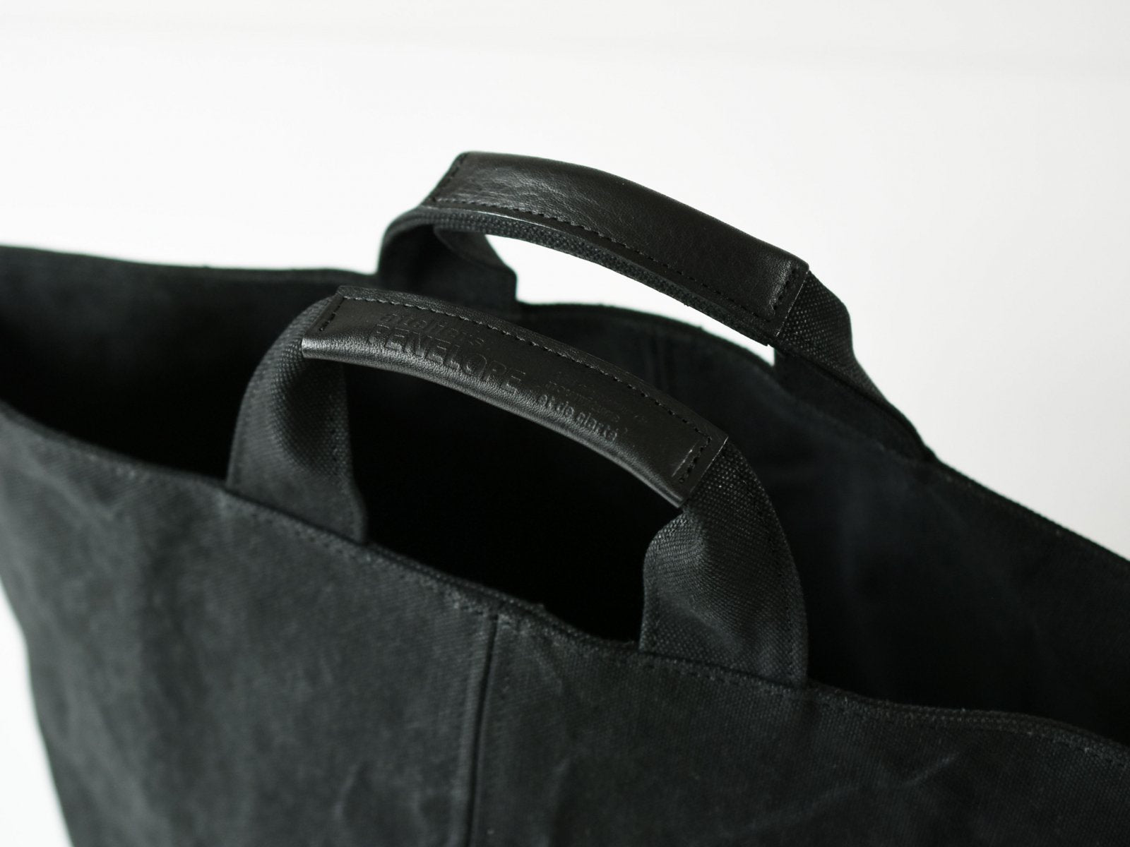 ateliers PENELOPE #6 Cylinder Bag – unexpected store