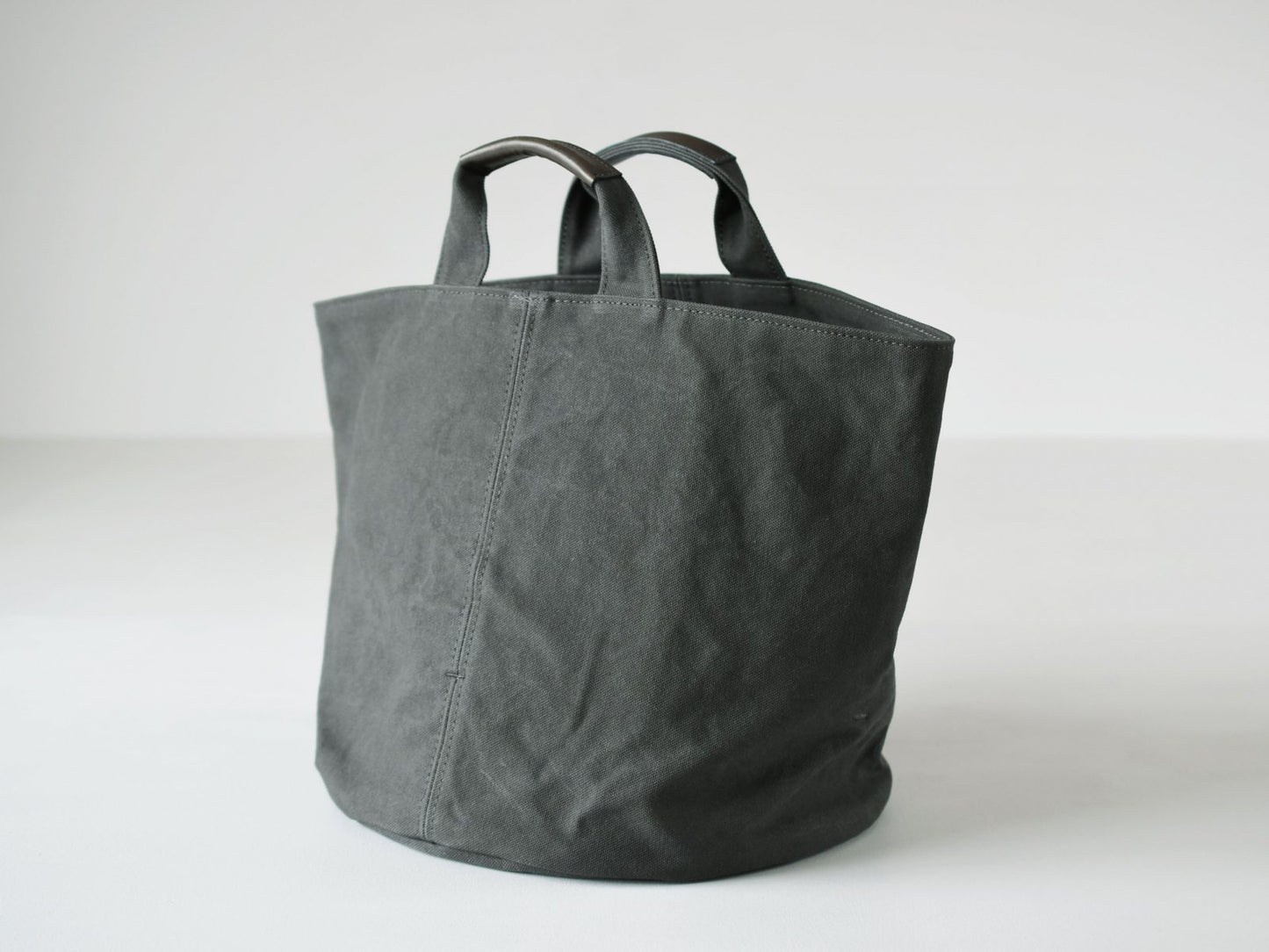 ateliers PENELOPE #6 Cylinder Bag