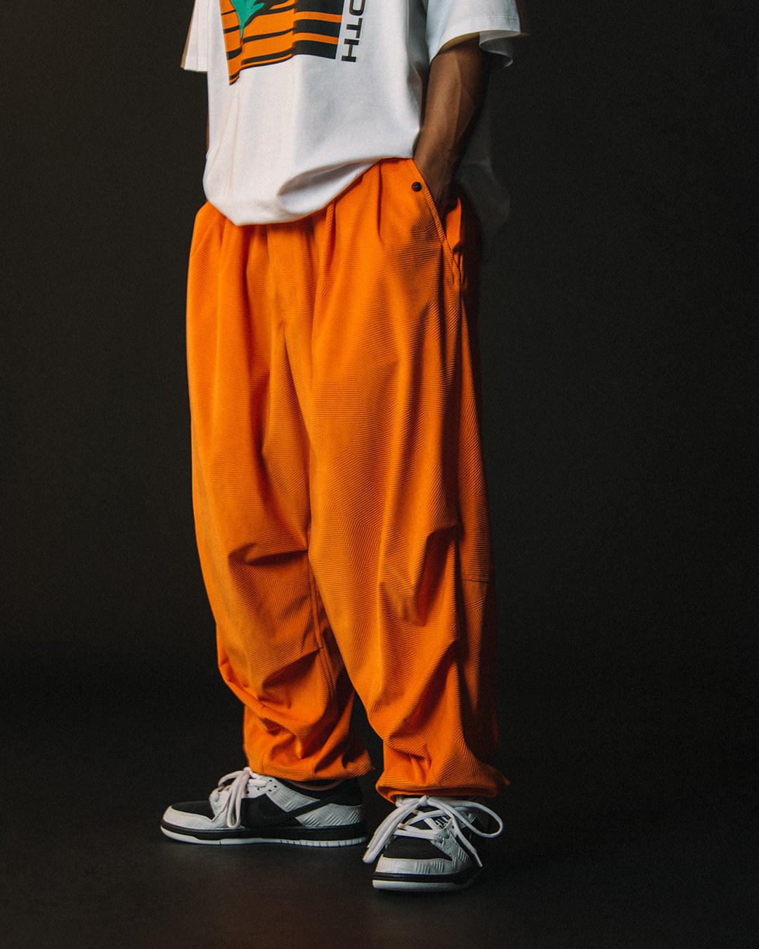 TIGHTBOOTH GEOMETRIC CORD SNOW PANTS