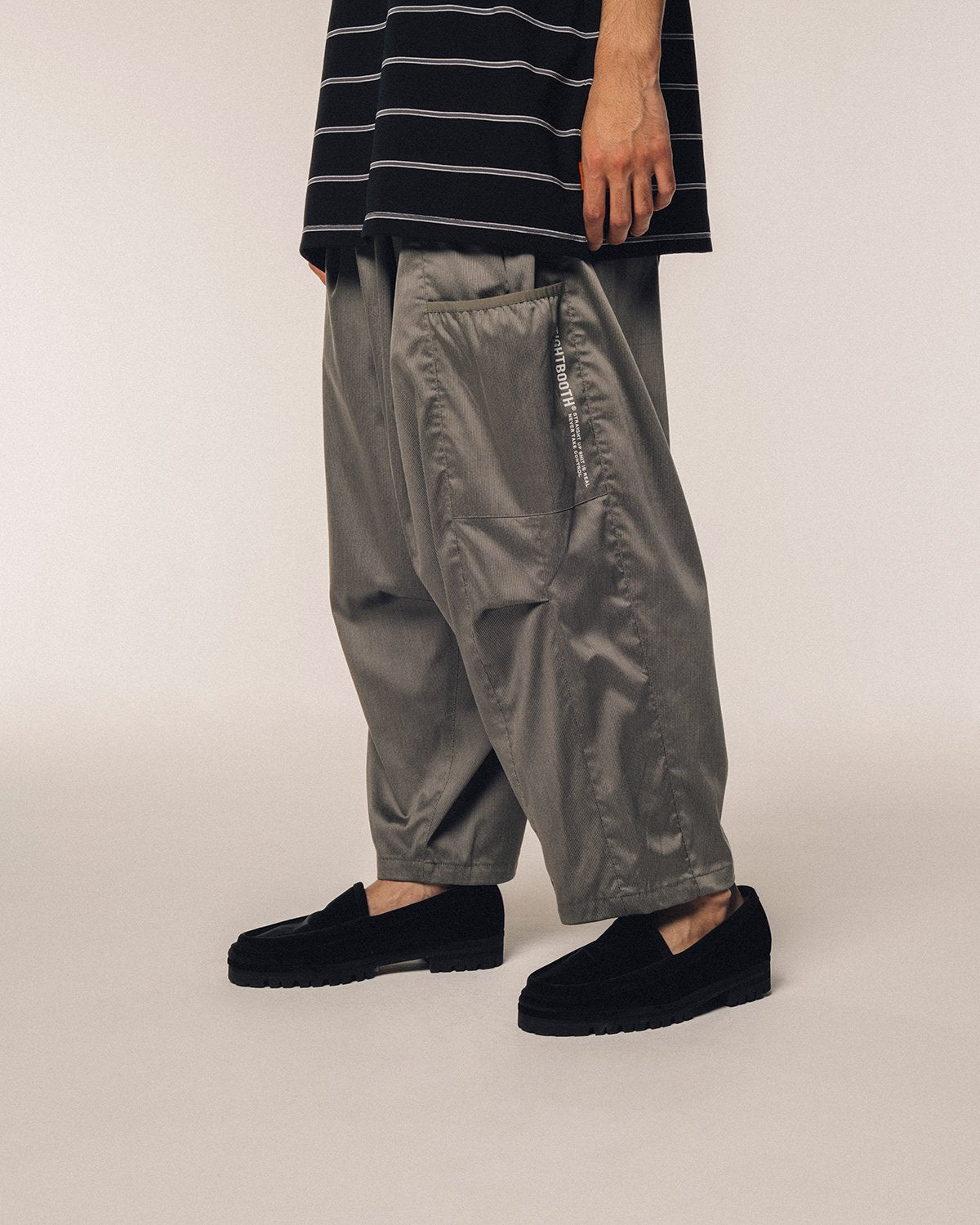 TIGHTBOOTH STRIPE CROPPED CARGO PANTS – unexpected store