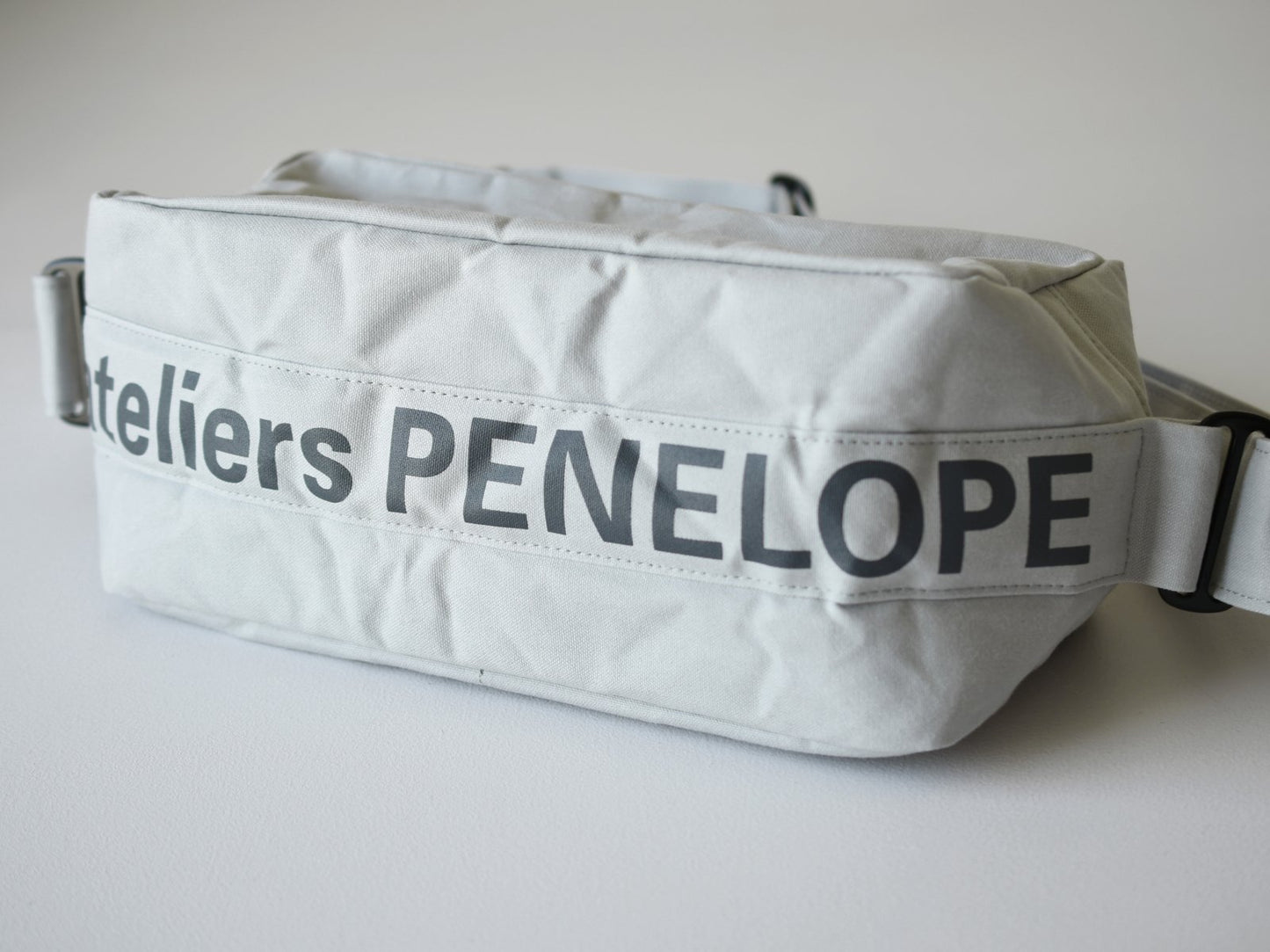 ateliers PENELOPE #10 Pan Shoulder Bag