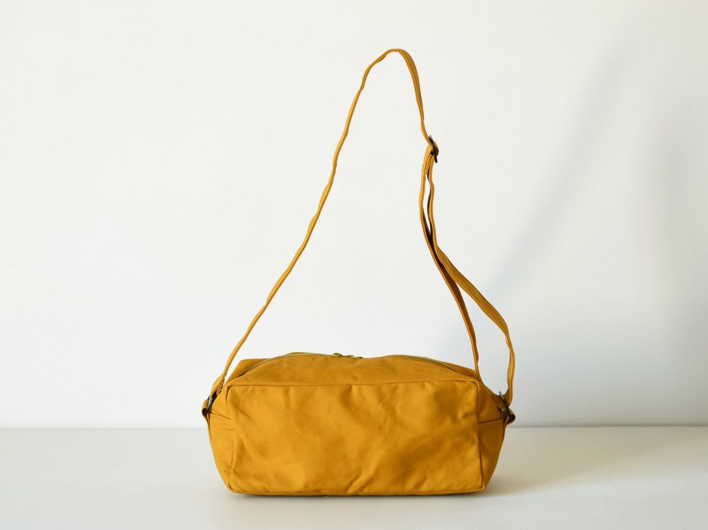 ateliers PENELOPE #10 Pan Shoulder Bag