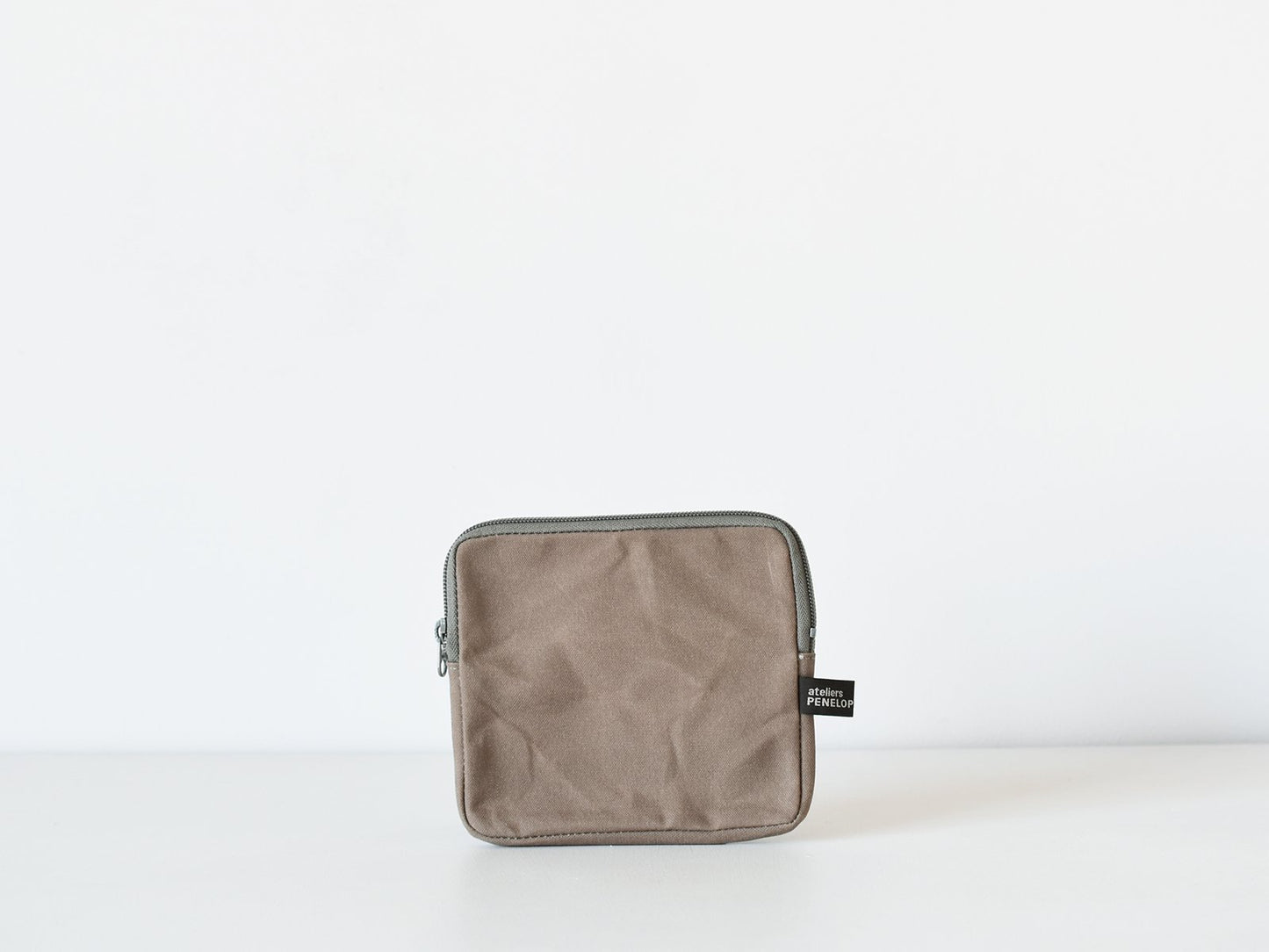 ateliers PENELOPE Hold Pouch (SS)