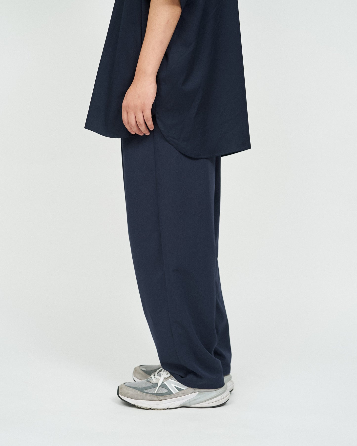 FreshService COOLFIBER TWO TUCK EASY PANTS
