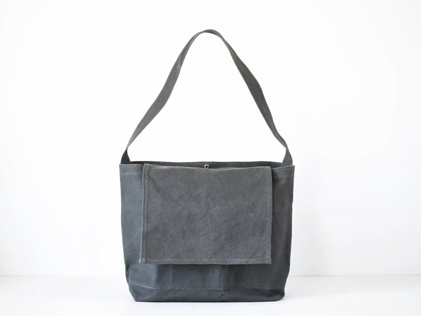 ateliers PENELOPE Trager Bag