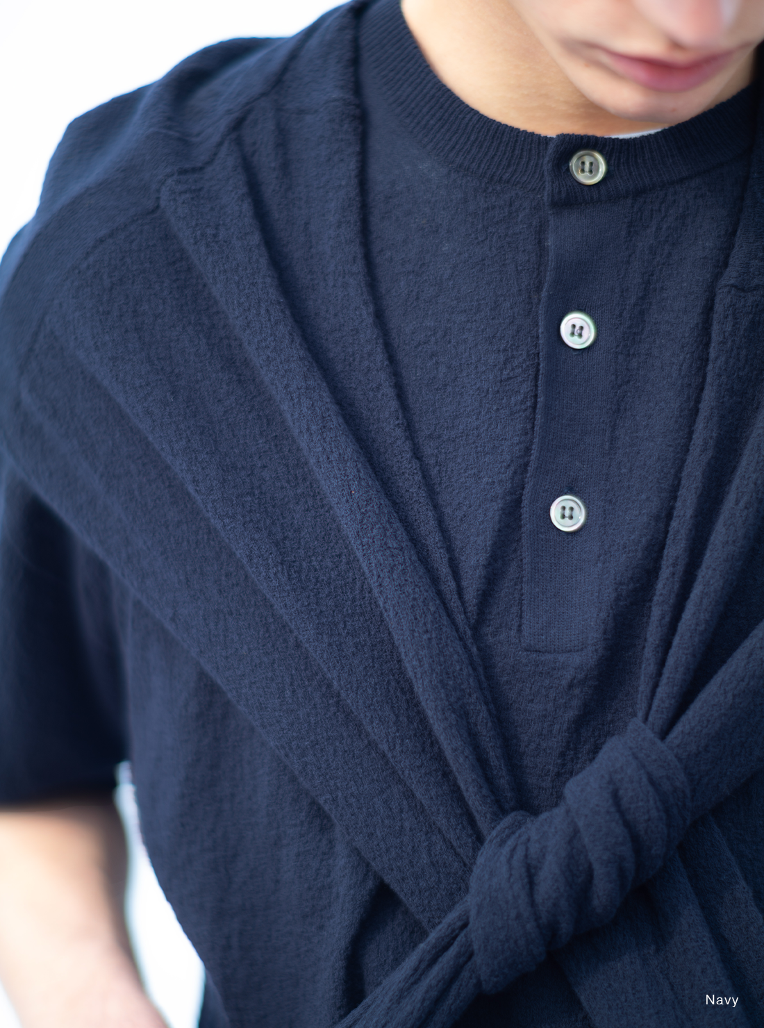 BATONER AMUNDSEN HENLEY NECK SHORT SLEEVE
