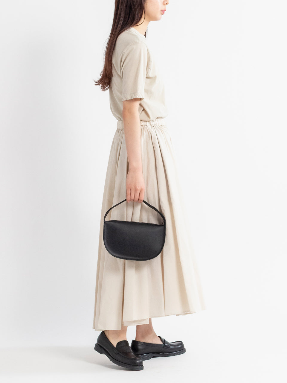 Aeta HARF MOON SHOULDER S
