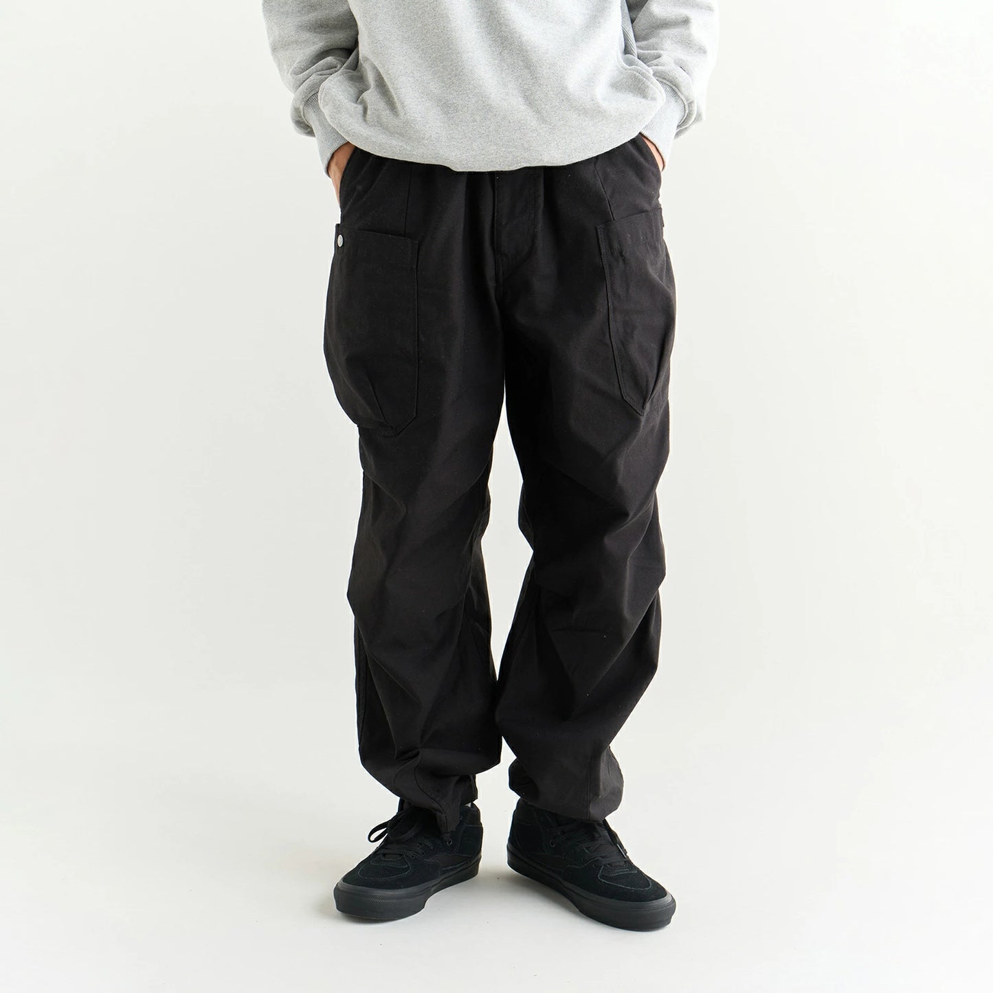 NANGA BACKSATIN EASY CARGO PANTS