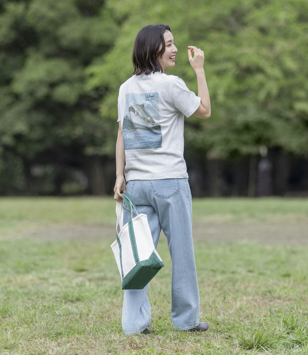L.L.Bean JAPAN EDITION Women's Bean's 1980 Short-Sleeve Catalog Trout Tee
