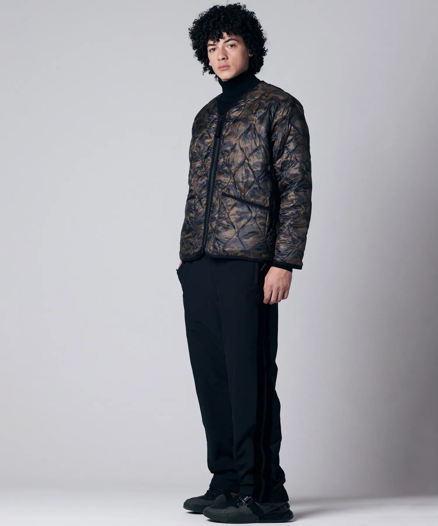 TAION MILITARY V NECK W-ZIP DOWN JKT (SOFT SHELL)