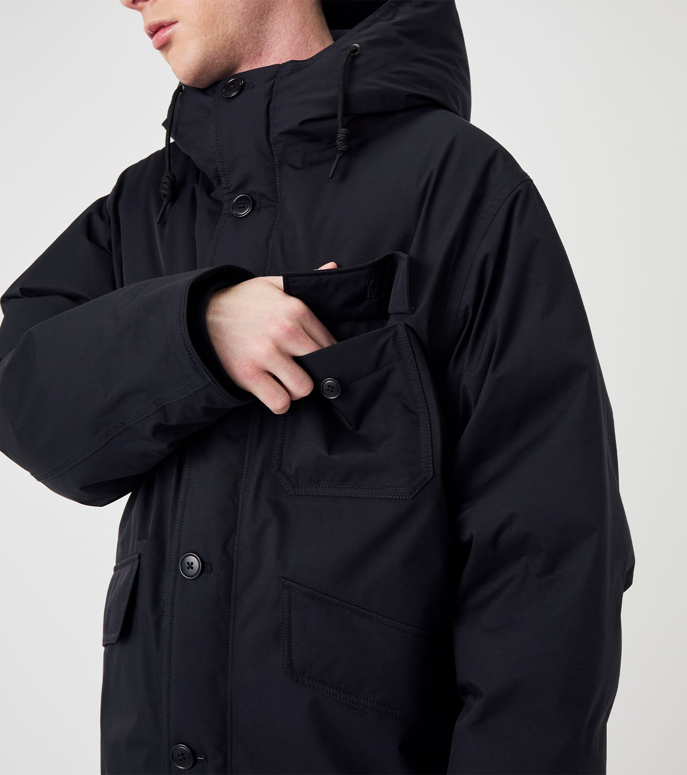 nanamica 2L GORE-TEX Down Coat