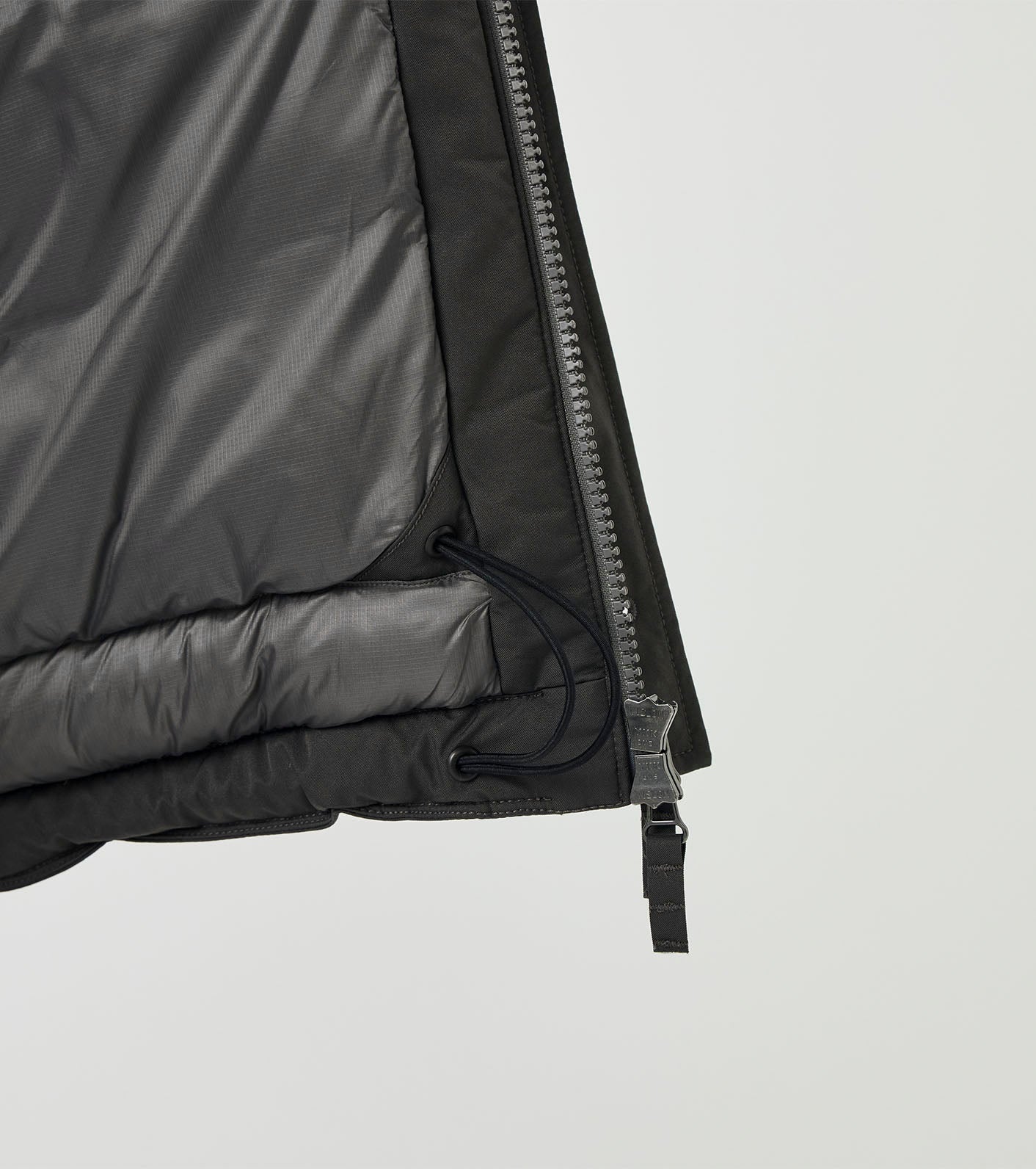 nanamica 2L GORE-TEX Down Jacket