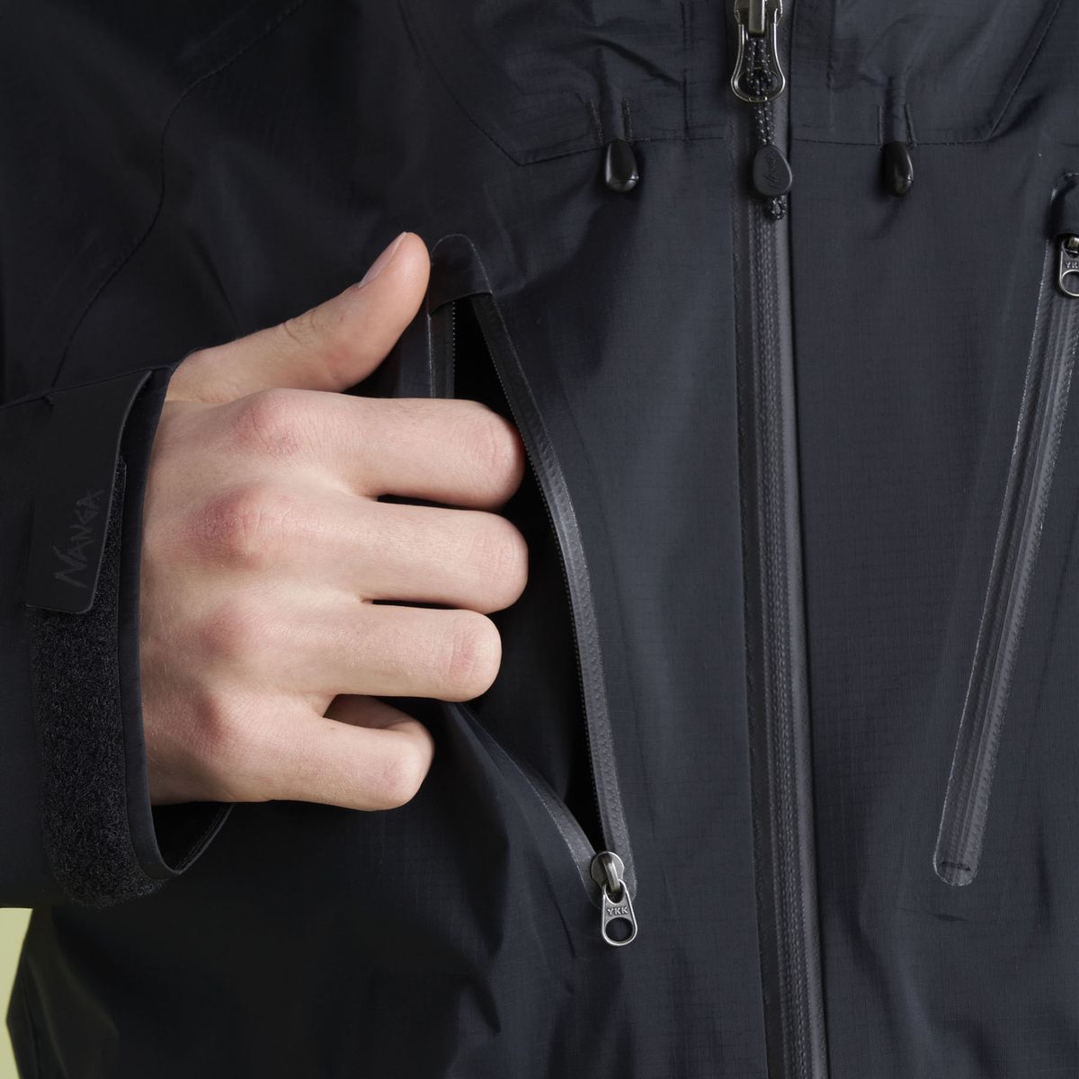 NANGA AURORA 2.5LAYER TREK SHELL PARKA