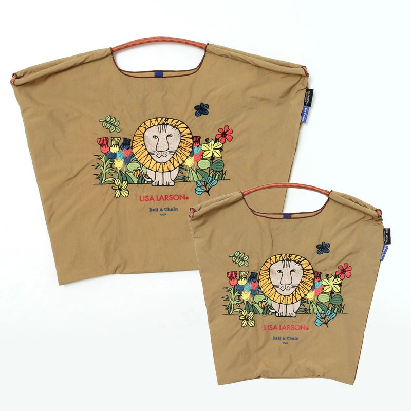 Ball & Chain Tote Bag Lisa Larson Lion