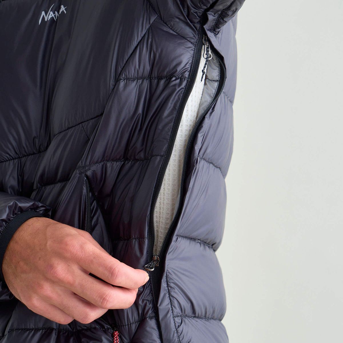 NANGA MINIMARHYTHM DOWN ZIP HOODIE