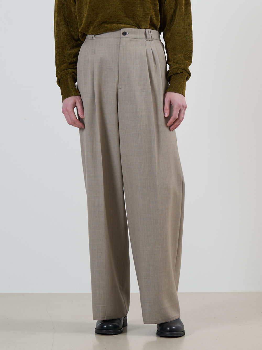 YOKE WOOL HIGH DENSITY GABARDINE 3PLEATED WIDE-LEG TROUSERS