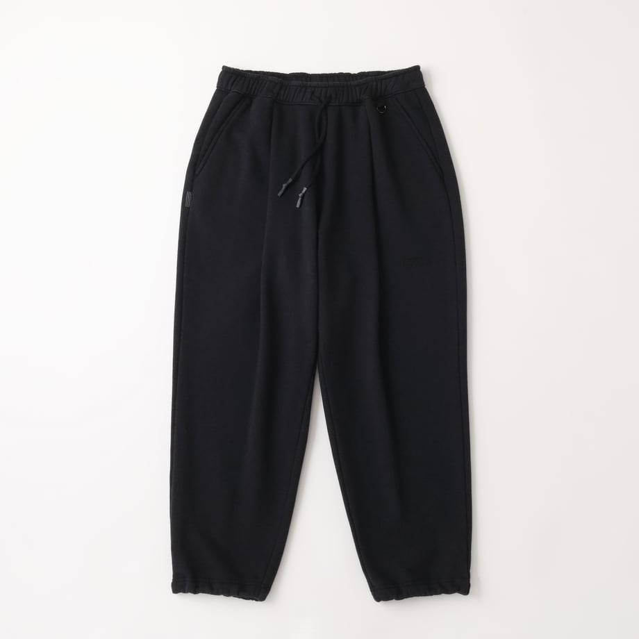 S.F.C (STRIPES FOR CREATIVE) WIDE TAPERED EASY PANTS