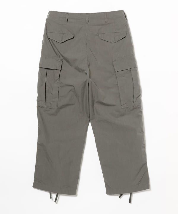 BEAMS Oversize 6-pocket Cargo Pants