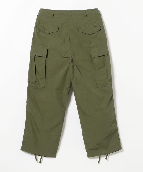 BEAMS Oversize 6-pocket Cargo Pants