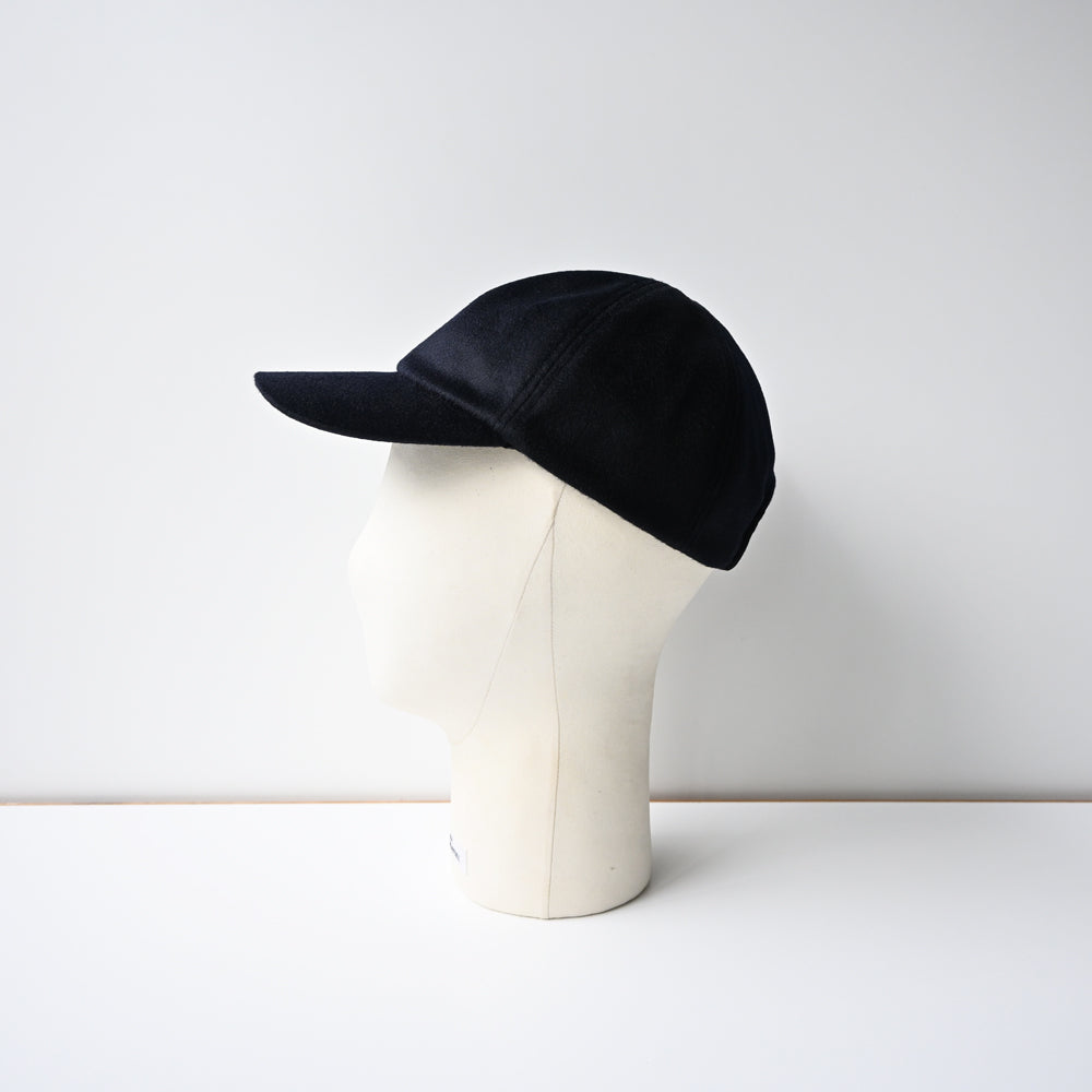 COMESANDGOES CASHMERE CAP