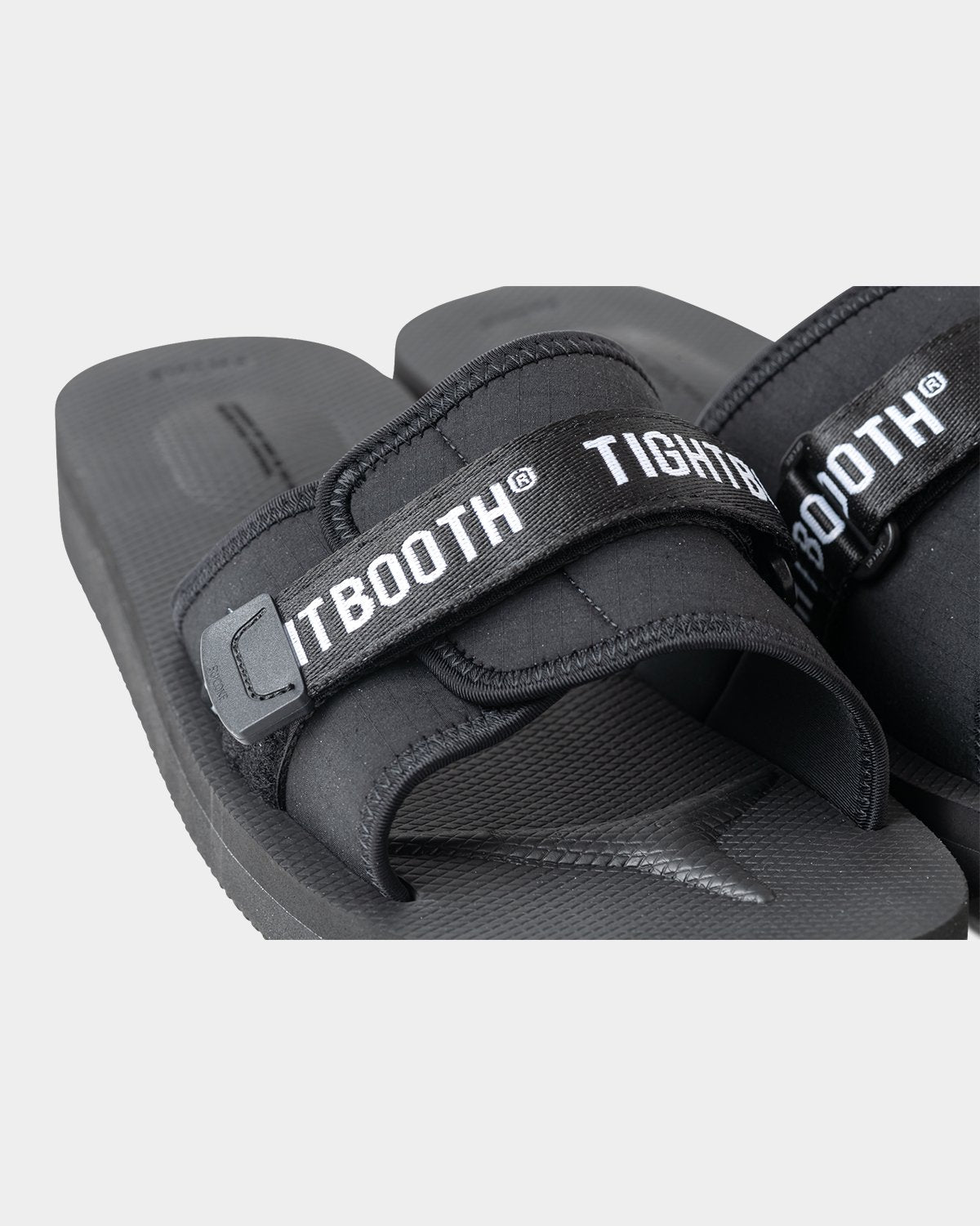 TIGHTBOOTH × SUICOKE PADRI Sandals