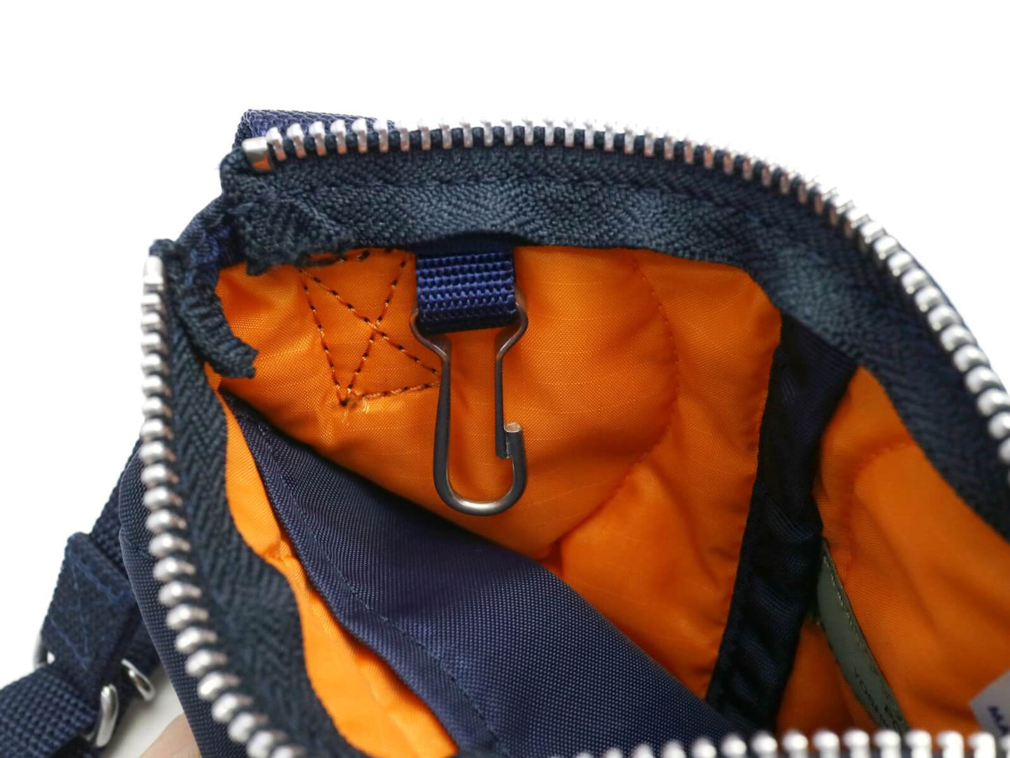 PORTER FORCE SHOULDER POUCH