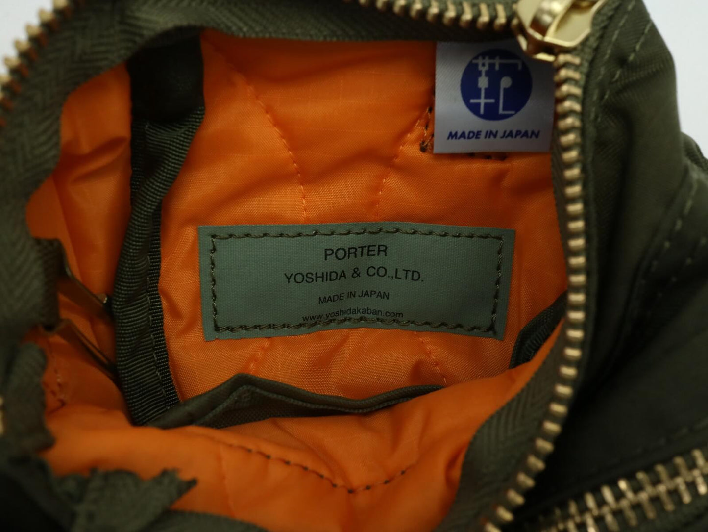 PORTER FORCE SHOULDER POUCH