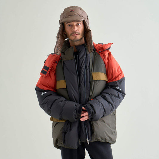 NANGA LEVEL7 DIGNITY DOWN JACKET