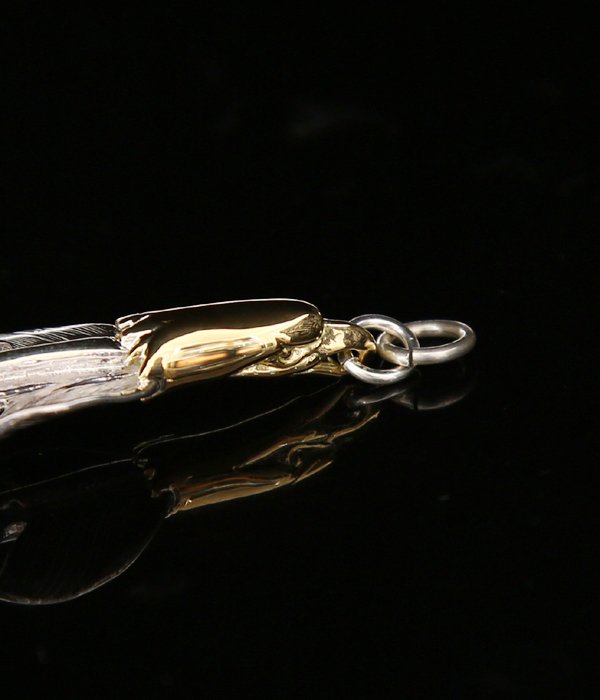 LARRY SMITH EAGLE HEAD FEATHER PENDANT No.41 18K GOLD ACCENT